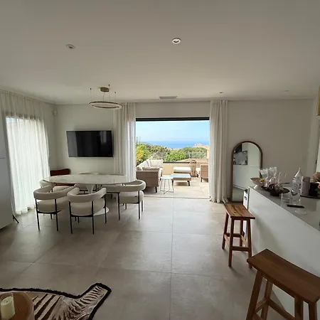 Standing Grande Terrasse Vue Monticello